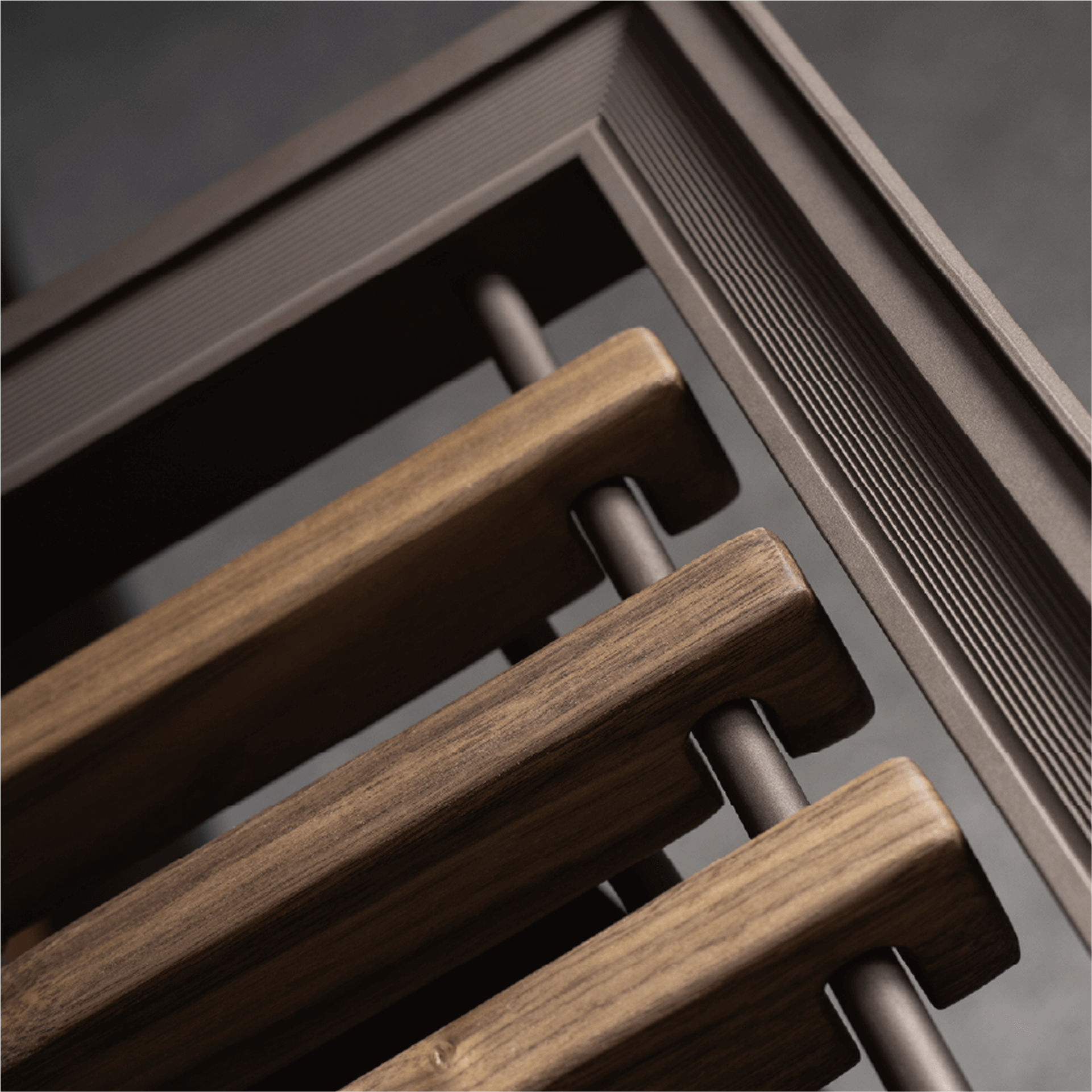 [BASISTEM] BRUGG Walnut Pull-Out Trousers Rack