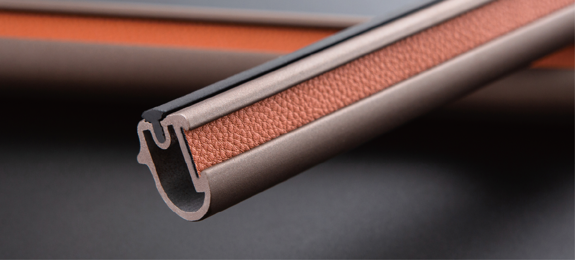 [BASISTEM] Brugg Wardrobe Hanging Rail (Saddle Shape)
