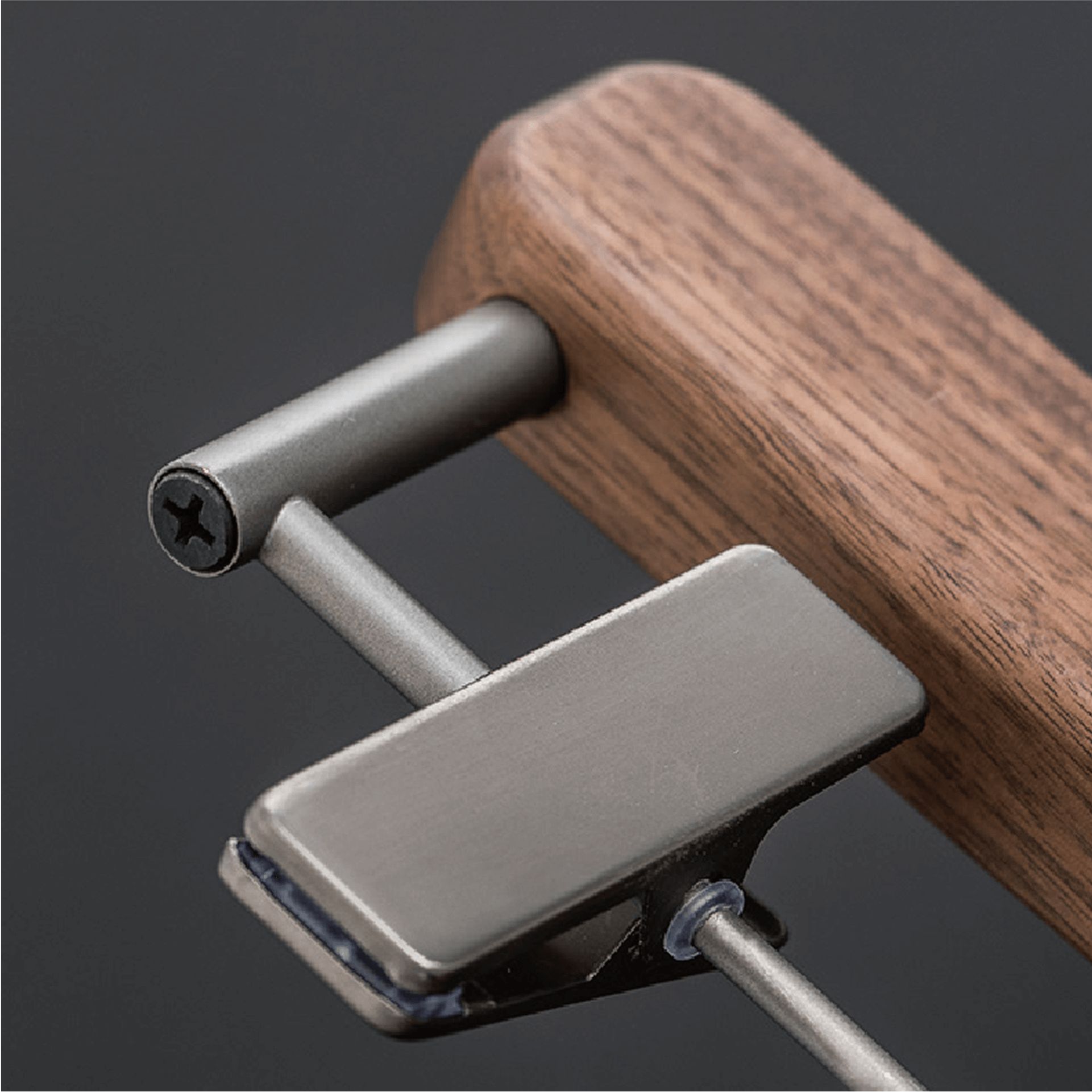 [BASISTEM] HORGEN Khaki Walnut Pant & Skirt Hanger