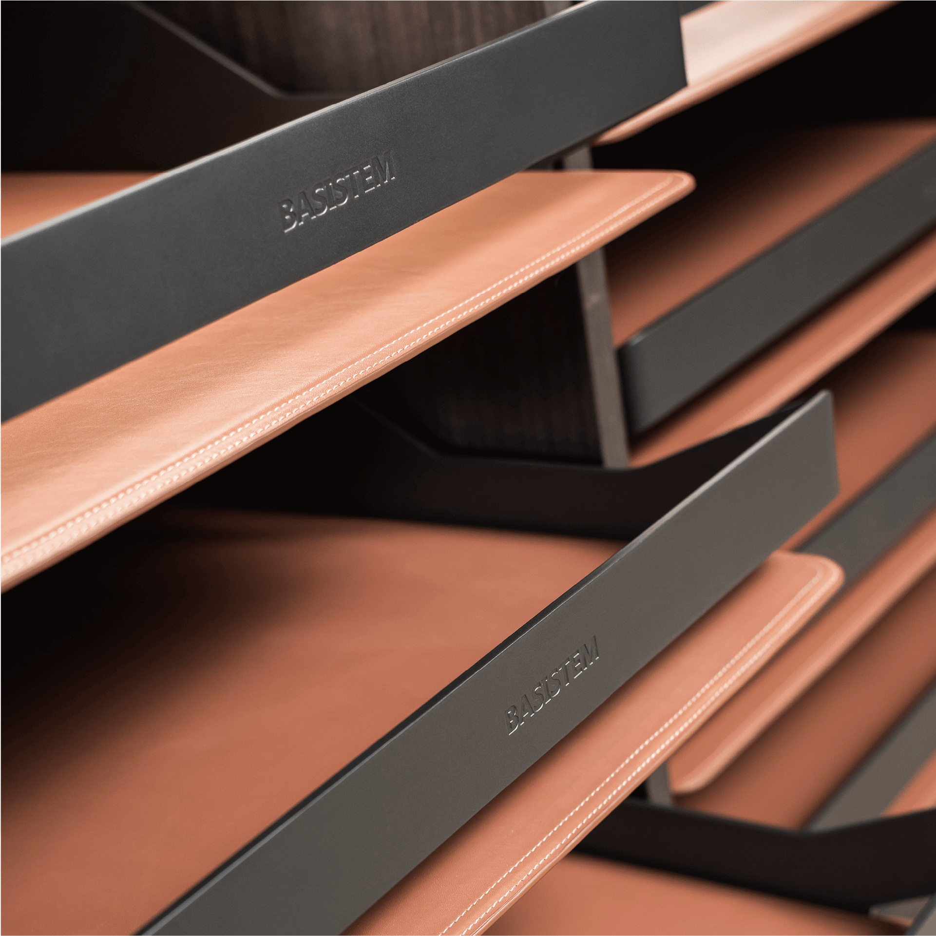 [BASISTEM] LIESTAL Leather Pull-Out Tray