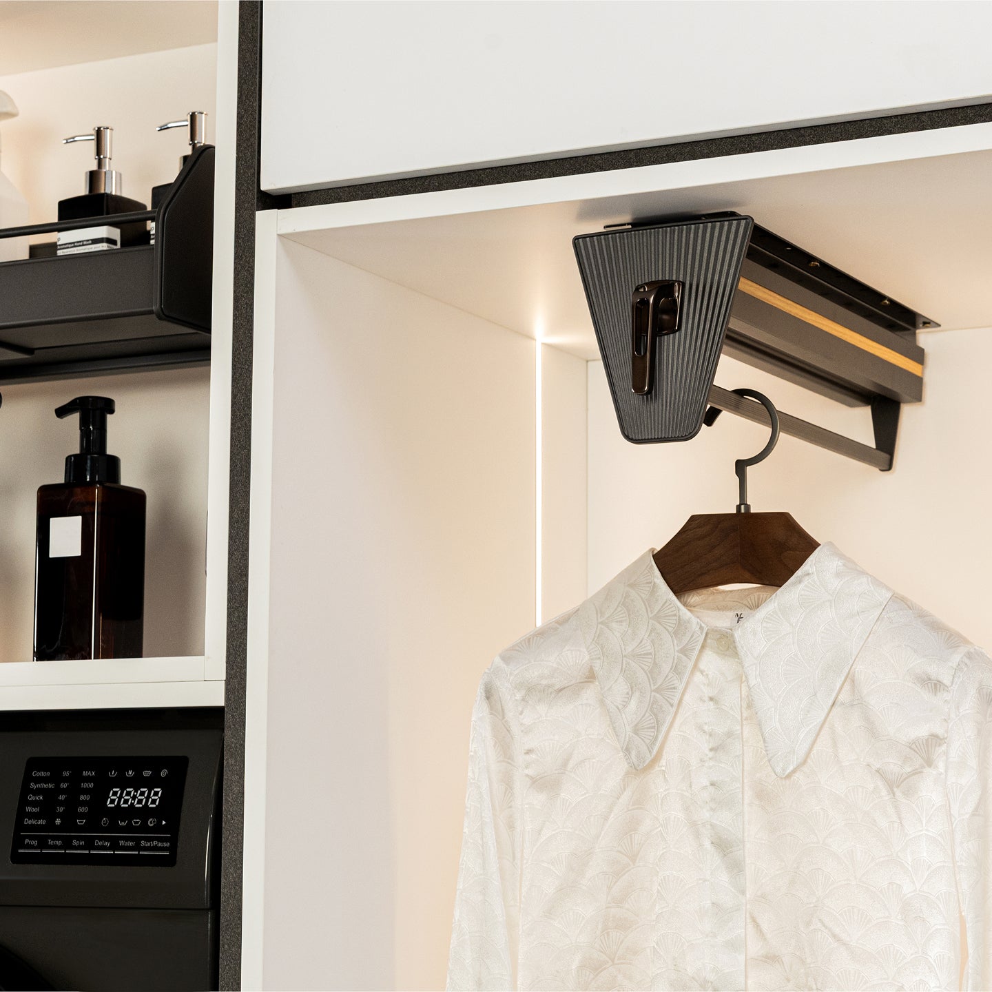 [BASISTEM] SCHIERS Inner Pull-out Unit for Hanging Clothes (Top Mounted)